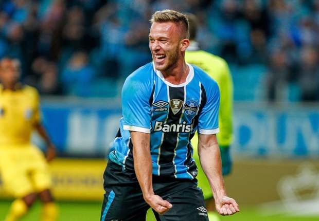Vitória do Grêmio contra o Fluminense passou pela visão de jogo de Arthur Foto: Divulgação