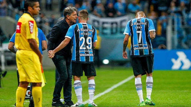 Vitória do Grêmio contra o Fluminense passou pela visão de jogo de Arthur Renato, Arthur - Grêmio x Fluminense (Foto: Lucas Uebel/Grêmio/Divulgação)