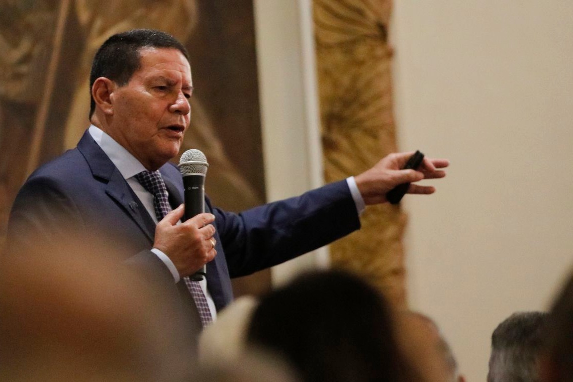 Mourão elogia Bolsonaro e diz que país é exemplo de proteção ambiental Tomaz Silva/Agência Brasil