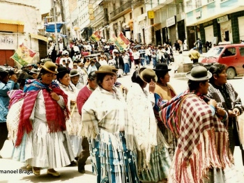 Bolívia promulga lei com medidas de proteção à mulher