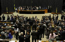 Líderes se articulam para formação de blocos partidários para eleição da Câmara