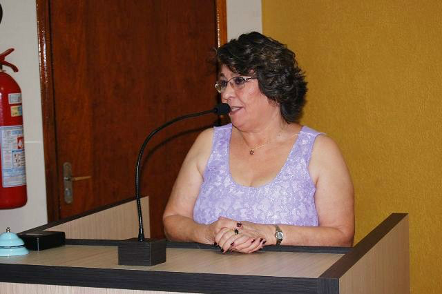 Coordenadoria da Mulher de Amambai busca igualdade de oportunidades Adélia Aparecida Pereira, coordenadora do Grupo Mulheres em Movimento.