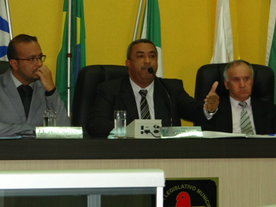 Resumo da sessão da Câmara de Amambai do dia 5 de agosto Resumo da sessão da Câmara de Amambai do dia 5 de agosto
