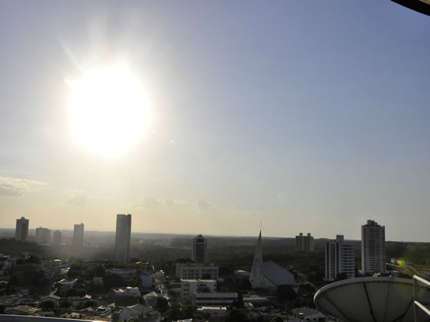 Defesa Civil alerta sobre baixa umidade do ar e faz recomendações Defesa Civil alerta sobre baixa umidade do ar e faz recomendações