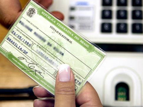 Mais de 800 mil brasileiros estão com os direitos políticos suspensos O sistema informa que 1,3 mil pessoas estão com os direitos políticos suspensos sem motivo informado. (Nelson Jr./ASICS/TSE)
