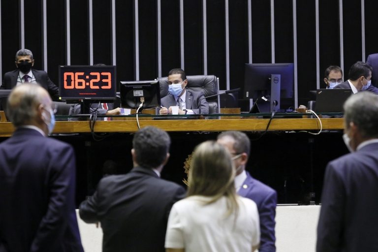 Sessão deliberativa presidida pelo vice-presidente da Câmara, deputado Marcos Pereira / Foto: Najara Araujo/Câmara dos Deputados
