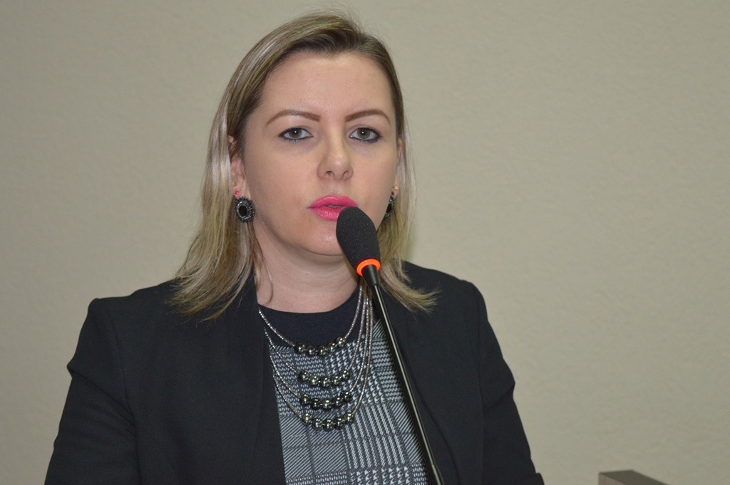 Vereadora Janete atende reivindicação apresentada por comerciantes / Foto: Moreira Produções