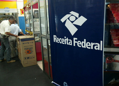 Receita já recebeu quase 1,4 milhão de declarações do Imposto de Renda 2012 Receita já recebeu quase 1,4 milhão de declarações do Imposto de Renda 2012