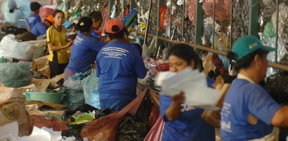 Saiba a importância de ser um consumidor consciente Reciclagem é uma das mais importantes ferramentas do consumo consciente.