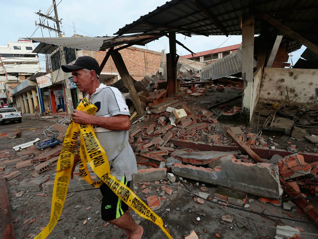 Equador é atingido por mais um terremoto Equador é atingido por mais um terremoto