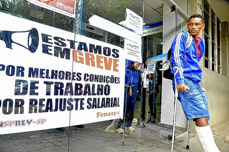 Governo economiza R$ 2,6 bilhões em benefícios com a greve da Previdência