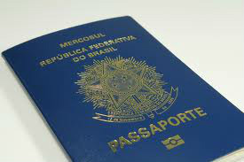 Polícia Federal bate recorde na emissão de passaportes em 2013 A Polícia Federal (PF) chegou à marca histórica de 2,131 milhões de passaportes expedidos em 2013