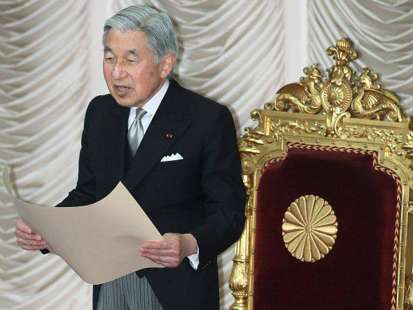 Imperador do Japão pede que população mantenha esforços pela reconstrução