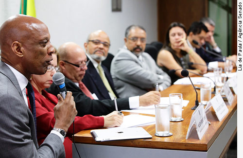 Senado debate discriminação no mercado de trabalho
