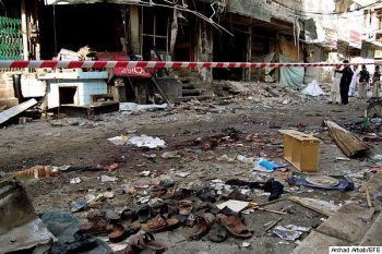 Ataque suicida em mercado do Paquistão deixa cerca de 70 mortos