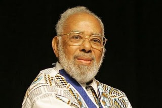 Abdias Nascimento, autor do primeiro projeto de lei sobre políticas públicas de igualdade racial.