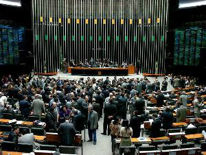 Lei Geral da Copa deve chegar nesta segunda (19) ao Congresso