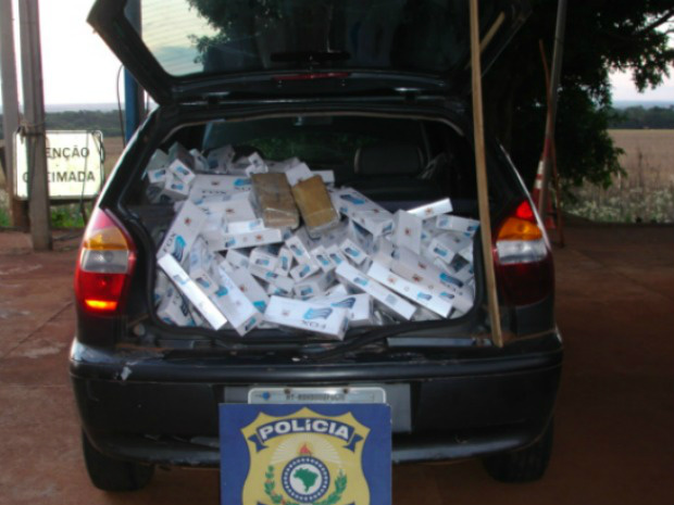 Polícia apreende maconha e cigarro contrabandeado em rodovia de MS
