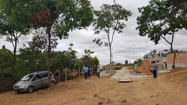 Vereador quer informações sobre ocupações de áreas públicas em Amambai Foto ilustrativas