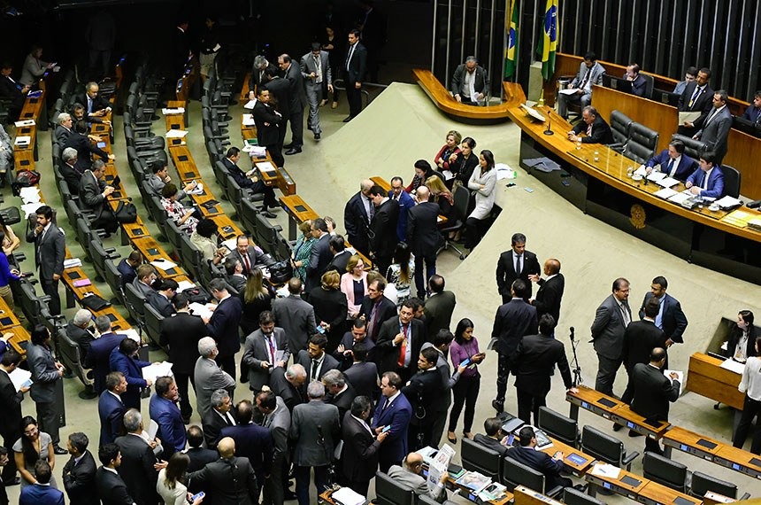 Bancada de sindicalistas encolhe na Câmara