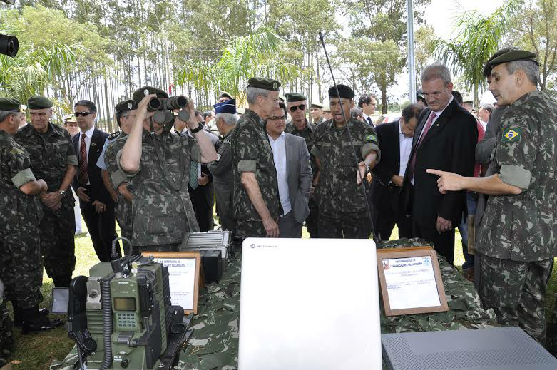Deputado Geraldo Resende participa de solenidade que marcou ativação do Sisfron, em Dourados. Foto: Édio Fazan