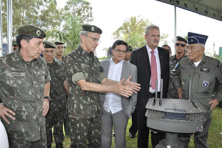 Deputado Geraldo Resende participa de solenidade que marcou ativação do Sisfron, em Dourados. Foto: Édio Fazan