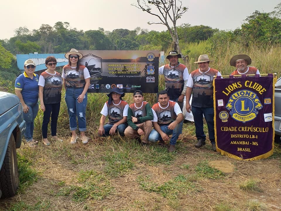 Lions Clube realiza plantio de árvores nas margens do Rio Amambai Foto: Divulgação