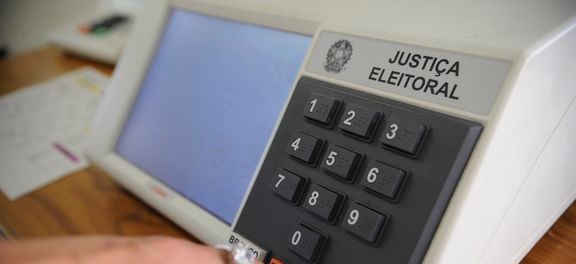 TSE: regras eleitorais deixam dúvidas sobre fake news e autofinanciamento TSE: regras eleitorais deixam dúvidas sobre fake news e autofinanciamento