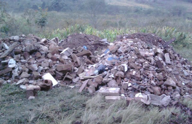 Carroceiro é detido por despejar lixo em local inadequado