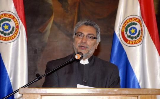 Presidente do Paraguai vai a Cuba fazer tratamento contra o câncer