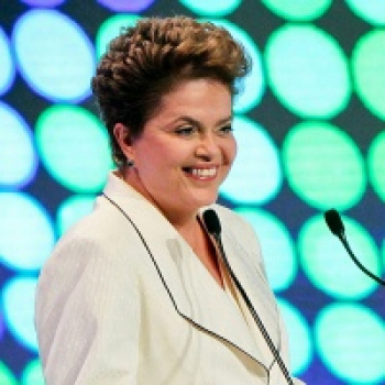 Dilma abre 30 pontos de vantagem para Serra, aponta medição diária da Vox