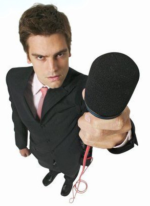 Dia 16 de fevereiro, dia do repórter Um repórter deve trabalhar com ética, buscando sempre a verdade sobre a notícia.
