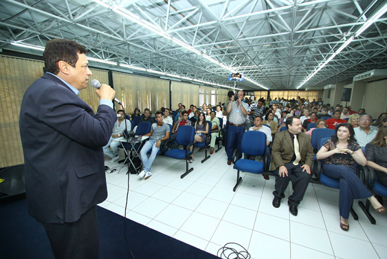 Governo entrega 3º etapa do Kit de Difusão Musical Governo entrega 3º etapa do Kit de Difusão Musical