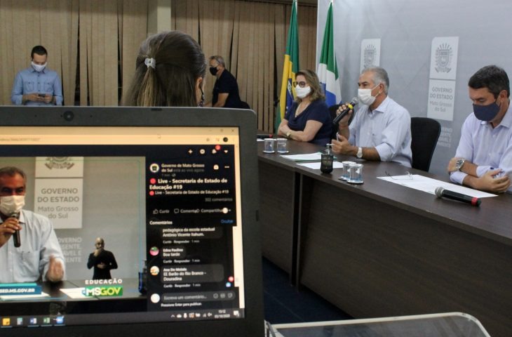 Reinaldo Azambuja explicou que a conclusão do ano letivo será de forma não presencial / Foto: Arquivo/SED