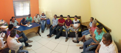 Gilmar Vicentin busca fortalecimento para eleição municipal Reuniões acontecem periodicamente para discutir a situação política de Amambai / Foto: Assessoria