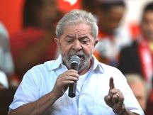 MPF desiste de pedir perícia de recibos apresentados pela defesa de Lula MPF desiste de pedir perícia de recibos apresentados pela defesa de Lula