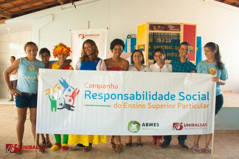 Mais de 650 instituições de ensino ofereceram atendimento gratuito à sociedade Mais de 650 instituições de ensino ofereceram atendimento gratuito à sociedade