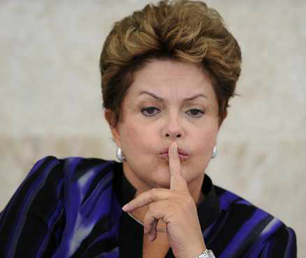 “Querem chegar, sentar na minha cadeira, mas sem voto”, diz Dilma em Salvador Presidenta da República do Brasil, Dilma Rousseff (PT)Foto: Divulgação