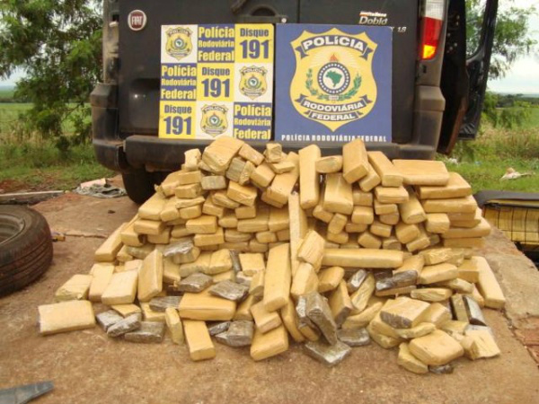 Pernambucano é preso em MS com maconha e dinheiro falso