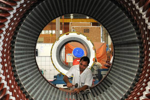 Industrialização muda perfil de periferia das grandes cidades, mostra estudo Indústrias na periferia das capitais mudam realidade econômica de regiões metropolitanas Arquivo/Agência Brasil