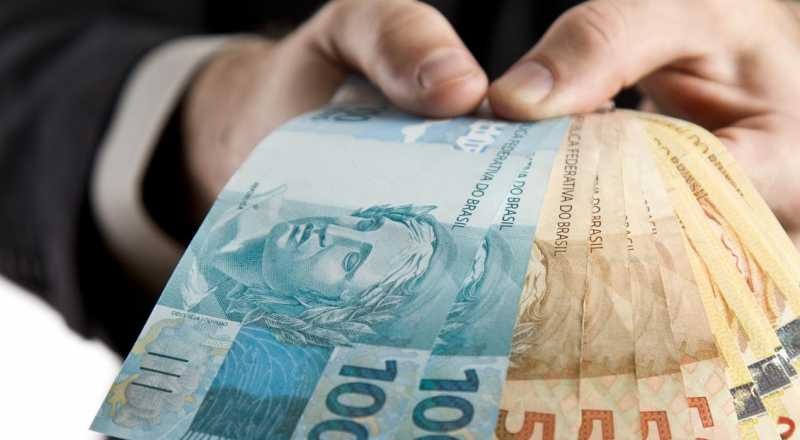 13º salário: Termina hoje (20) prazo para pagamento da 2ª parcela