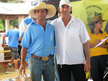 Laçador de Aral Moreira conquista a taça de Campeão Individual em Cel. Sapucaia Laçador de Aral Moreira conquista a taça de Campeão Individual em Cel. Sapucaia