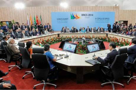 Líderes do Brics cobram urgência na reforma do FMI Líderes do Brics cobram urgência na reforma do FMI