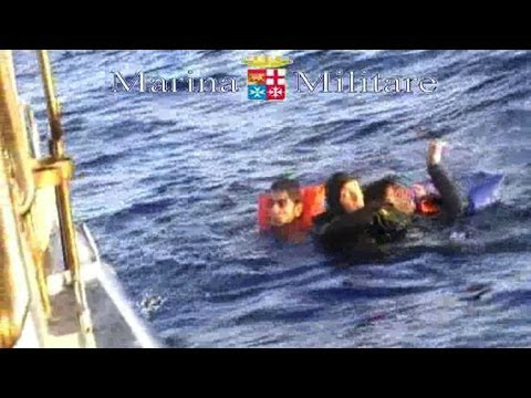Setecentos imigrantes desaparecem em naufrágio no Mediterrâneo