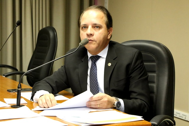 Cel. David quer manter apoio a Bolsonaro, mas pode trocar PSC pelo PSD Cel. David quer manter apoio a Bolsonaro, mas pode trocar PSC pelo PSD