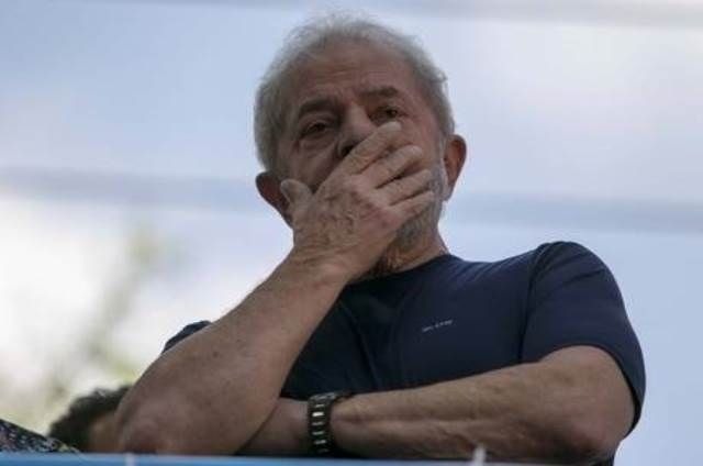 Lula tem último recurso negado pela Justiça e vai continuar preso Ex-presidente foi condenado em segunda instância (Foto: Reprodução )