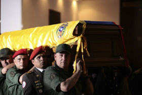 Corpo de Chávez vai amanhã para o quartel de onde comandou rebelião em 1992