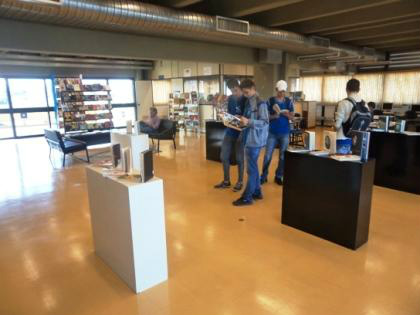 Biblioteca Estadual abre Exposição ”Viagem ao mundo da imaginação”