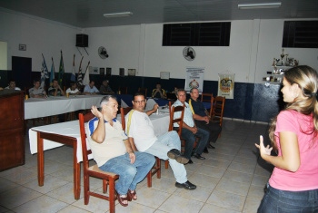 Socióloga aborda luta das mulheres em palestra no Rotary de Amambai A socióloga Josimara dos Reis Santos. (Foto: Moreira Produções)