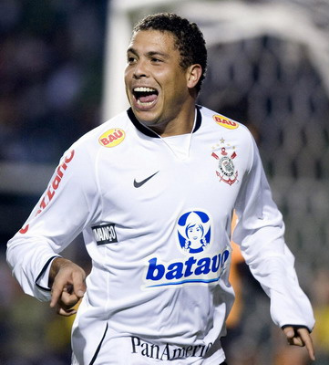 Ronaldo já teve que "usar fralda" para emagrecer, conta Luxemburgo